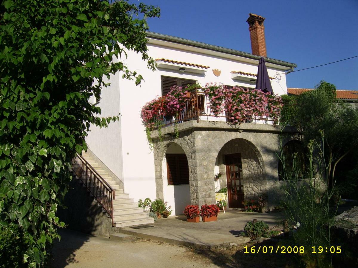 Apartments Cvelic Milovcic Малинска Екстериор снимка