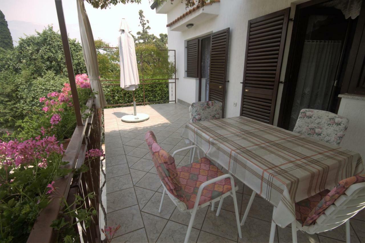 Apartments Cvelic Milovcic Малинска Екстериор снимка