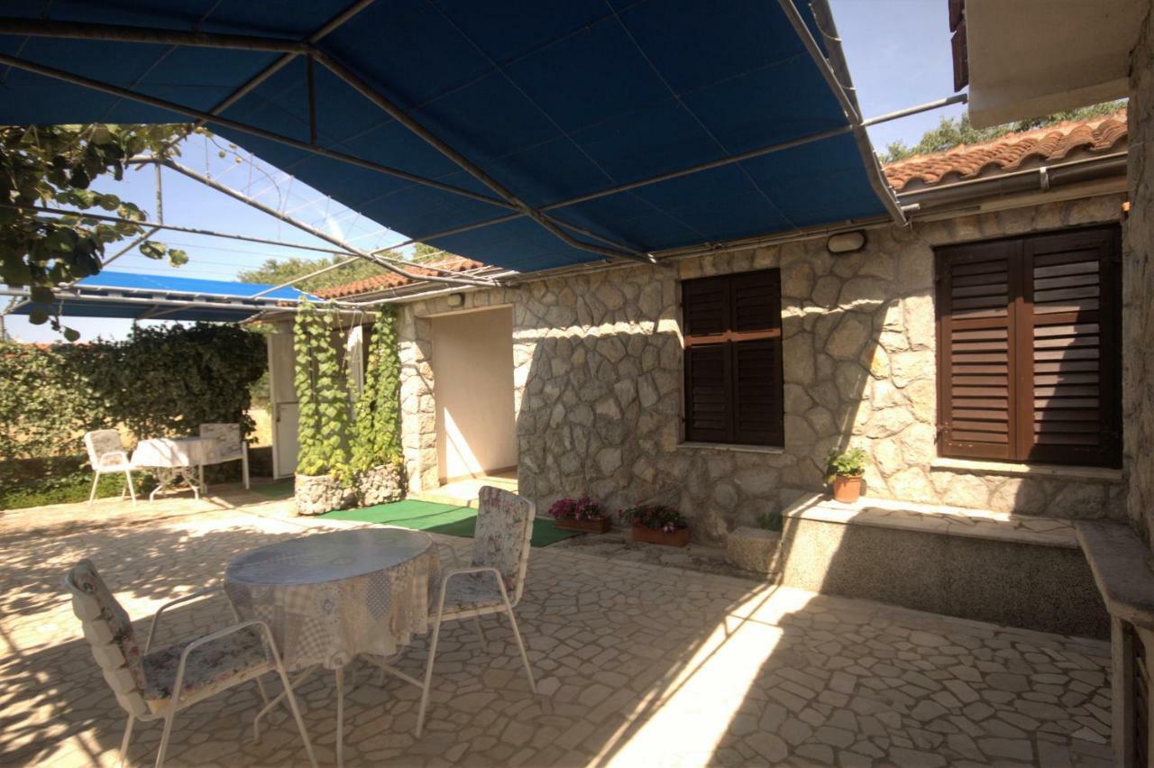 Apartments Cvelic Milovcic Малинска Екстериор снимка